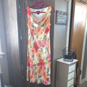 Ann Taylor 100% Silk Vibrant Floral With Loose Flowy Neck Dress